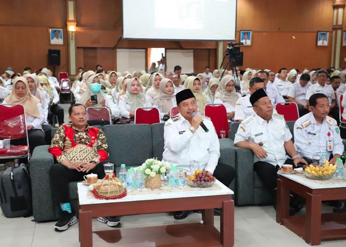 Bupati-Jombang-Warsubi-hadiri-Sosialisasi-Integritas-ASN-di-Ruang-Bung-Tomo-Kantor-Sekdakab-Jombang.jpg