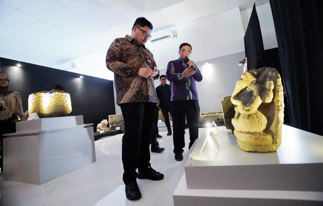 Tekad Bupati Mas Dhito Mau Pulangkan Prasasti Harinjing Asli ke Kediri, Sebut Nilai Historis Tinggi