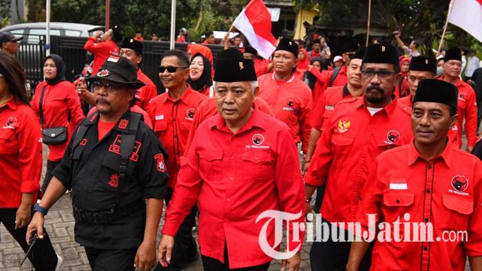 Bupati-Malang-Sanusi-mengembalikan-formulir-pendaftaran-Bakal-Calon-Bupati-Kabupaten-Malang.jpg