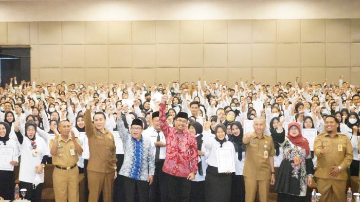 1.167 Tenaga Kesehatan Sidoarjo Terima SK PPPK, Gus Muhdlor Harap Bisa Tingkatkan Pelayanan