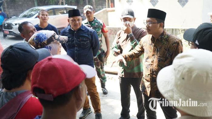 Sidak ke Proyek Betonisasi Krembung-Mojoruntut, Bupati Gus Muhdlor: Harus Selesai Tepat Waktu