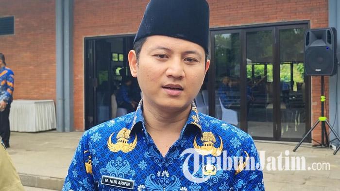 Bupati-Trenggalek-Mochamad-Nur-Arifin-mas-ipin-ditemui-usai-Forum-Konsultasi-Publik.jpg