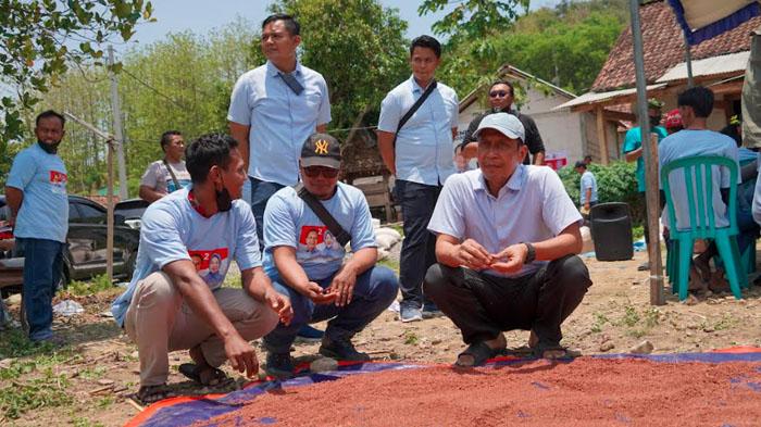 Cabup-bojonegoro-Setyo-Wahono-punya-cara-jitu-untuk-mengatasi-persoalan-kelangkaan-pupuk.jpg