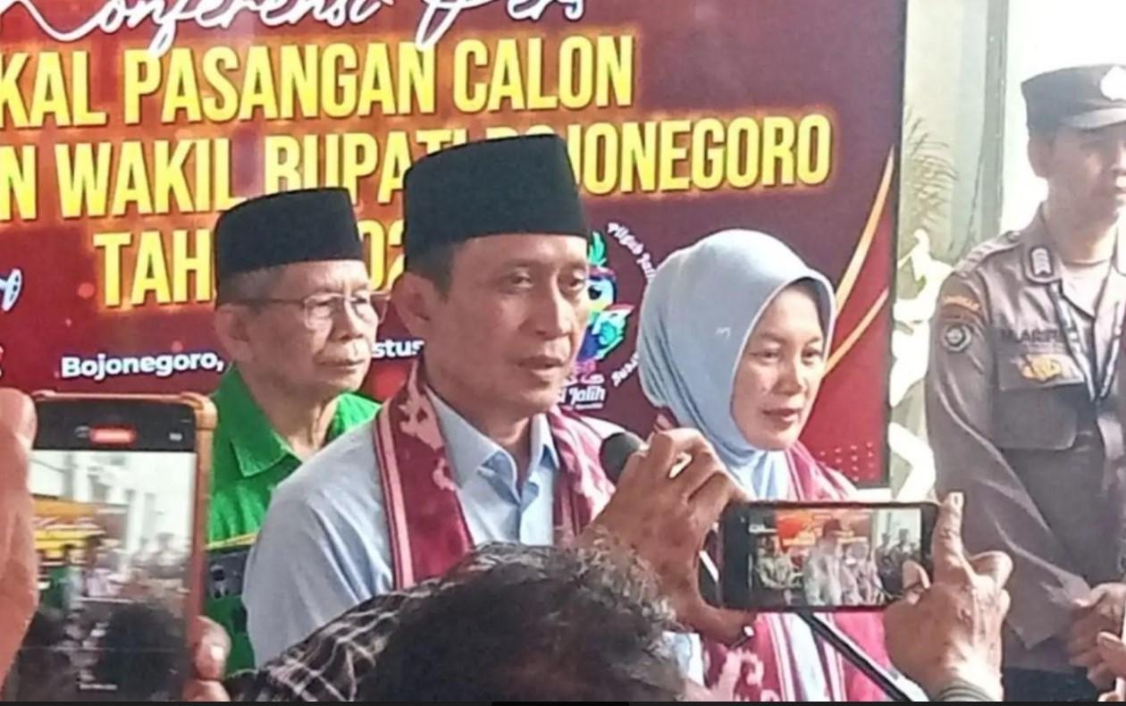 Calon-Bupati-Calon-Wakil-Bupati-Bojonegoro-Setyo-Wahono-Nurul-Azizah-dinilai-paketkomplit.jpg
