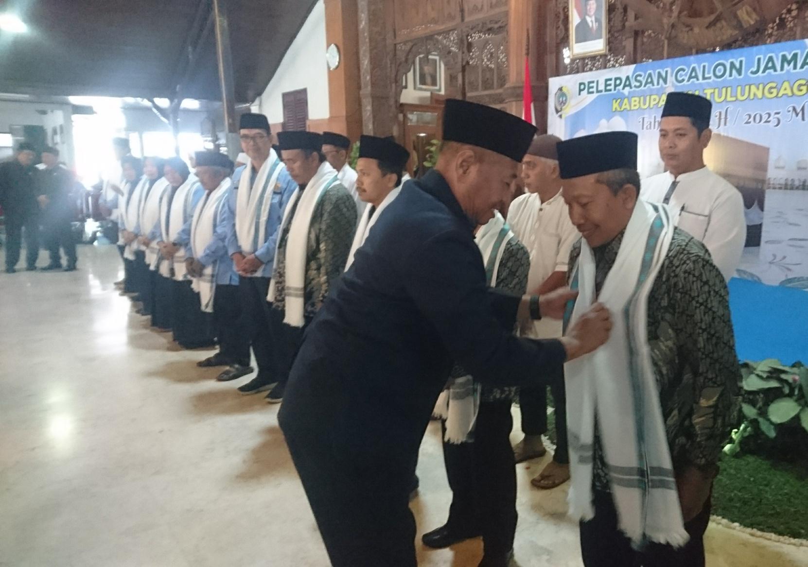 Calon Jamaah Haji Tulungagung Masuk Kloter 1, Mulai Berangkat ke Tanah Suci 2 Mei