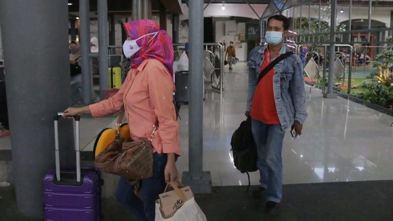 Libur Nataru 2023, Tiket KA di Wilayah KAI Daop 8 Surabaya Sudah Terjual Sebanyak 144.925 Tiket