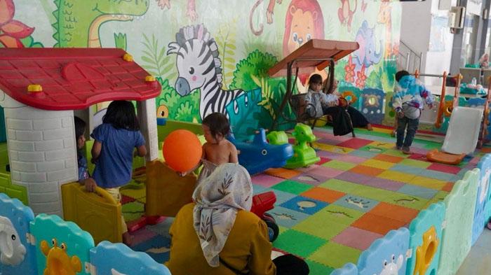 Manjakan Penumpang saat Libur Nataru, KAI Sediakan Area Bermain Anak di Stasiun Surabaya dan Malang