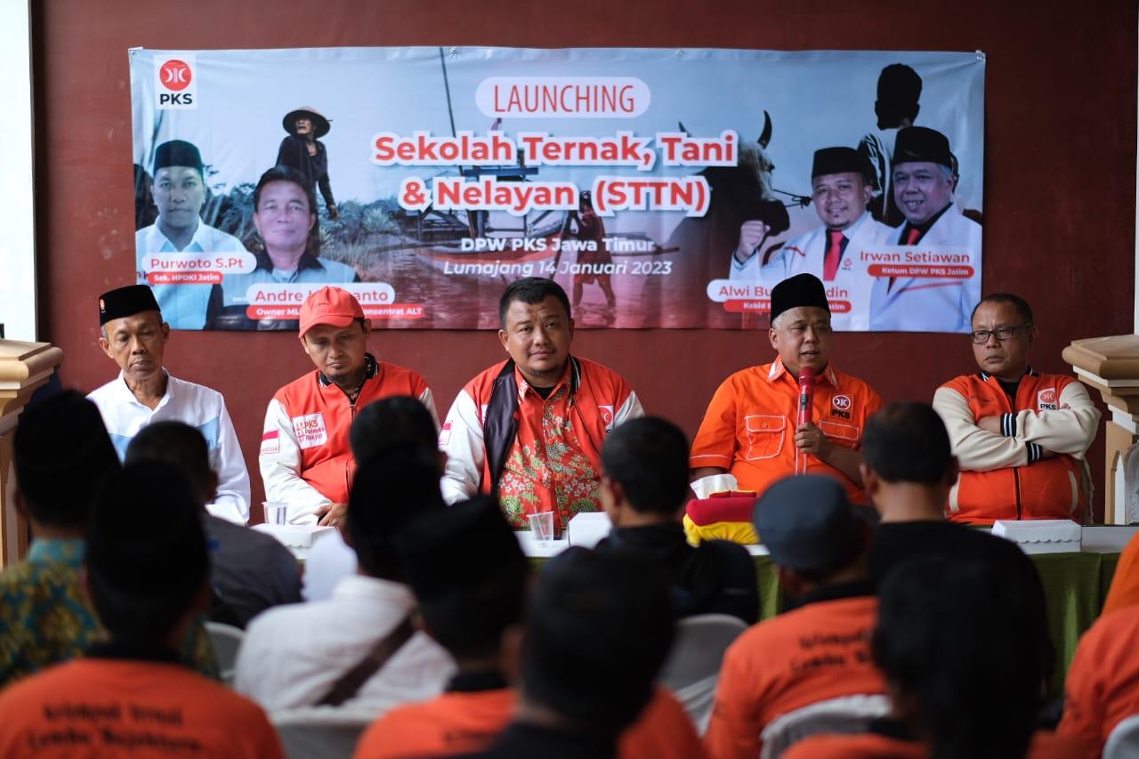 Cara PKS Jatim Dengarkan Keluhan Peternak dan Petani, Launching Sekolah Ternak, Tani dan Nelayan