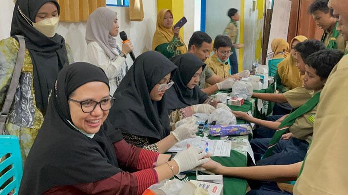 Cegah-Diabetes-FK-Unair-Dorong-Gaya-Hidup-Sehat-di-SMP-Muhammadiyah-2-Taman-Sidoarjo.jpg
