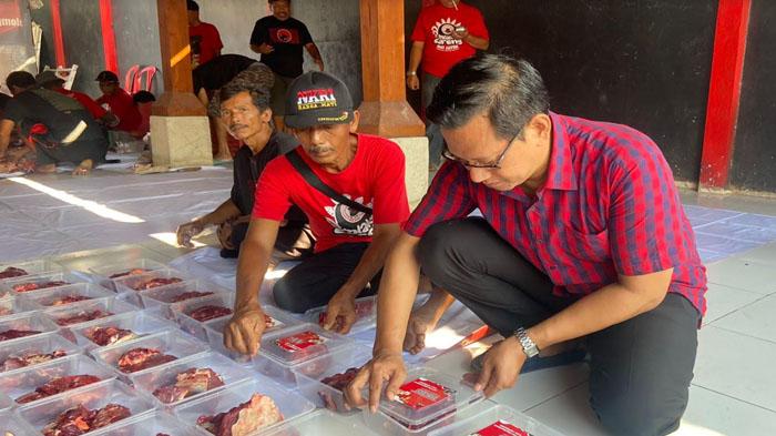 DPC-PDI-Perjuangan-Ponorogo-Sembelih-Hewan-Kurban-2-Sapi-Diantaraya-Dari-DPD-Jatim.jpg