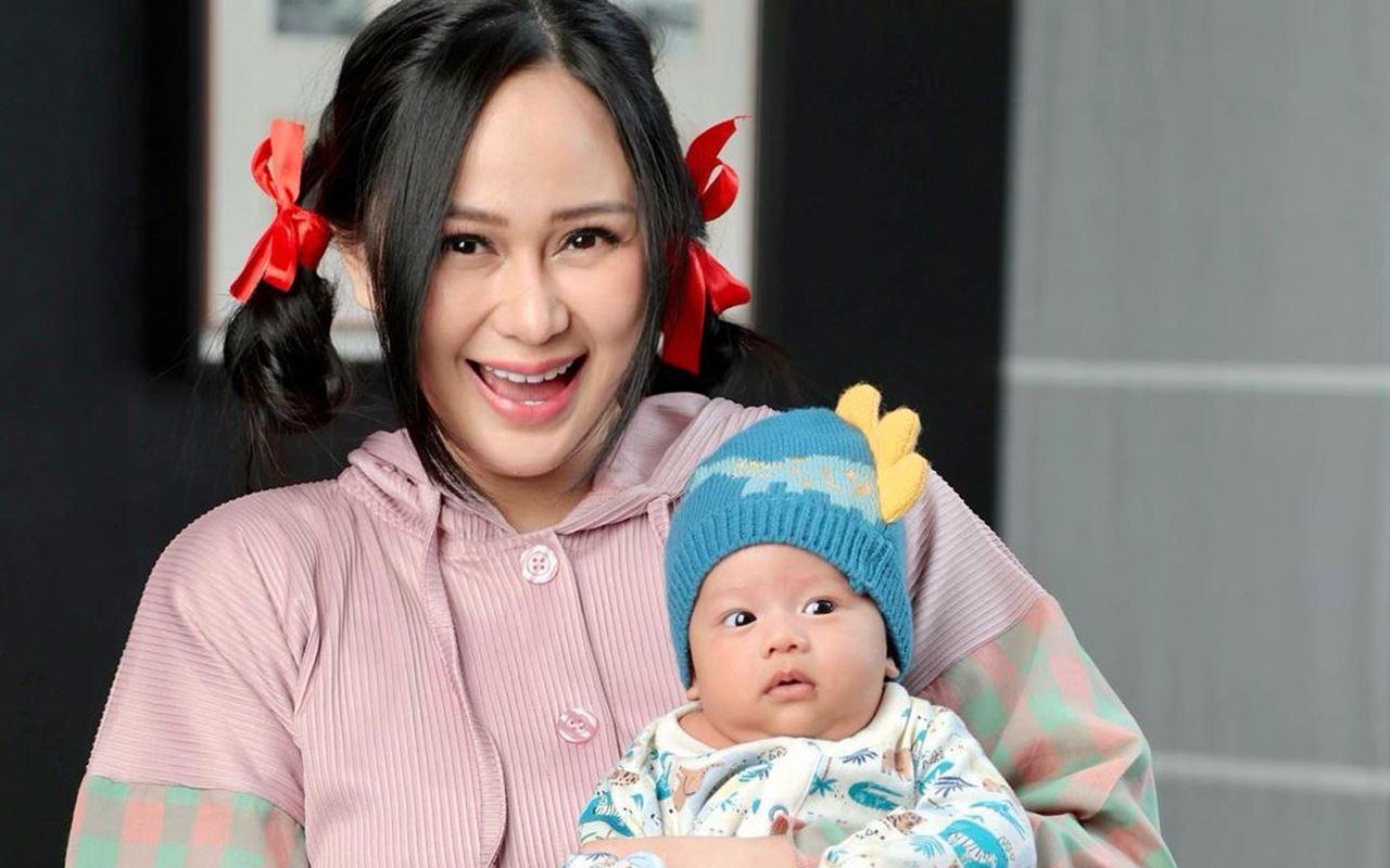 Urus Anak Tanpa Sosok Suami, Denise Chariesta Bongkar Aktivitas Bareng Baby Jaden: Apapun Kulakukan