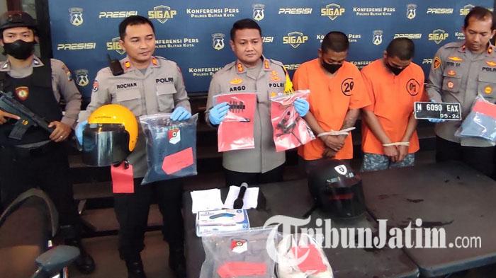 Curiga Lihat Pria Kendarai Motor Tanpa Pelat Nomor di Blitar, Polisi Langsung Mencegat: Belasan Kali