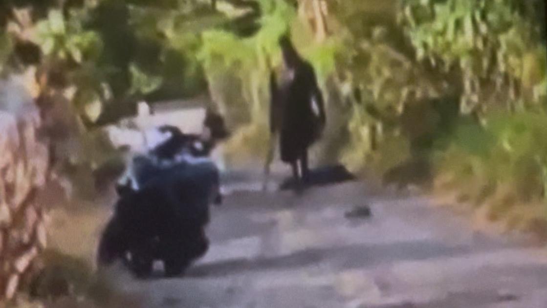 Duel-Berdarah-di-Tuban-Pria-50-Tahun-Terkapar-Bersimbah-Darah.jpg