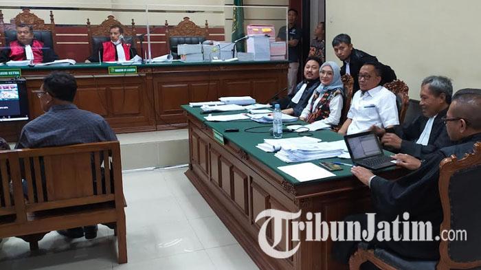 Curhatan Pensiunan Kadis, Muncul Soal Bupati Syariat dan Hakikat dalam Sidang Eks Bupati Probolinggo