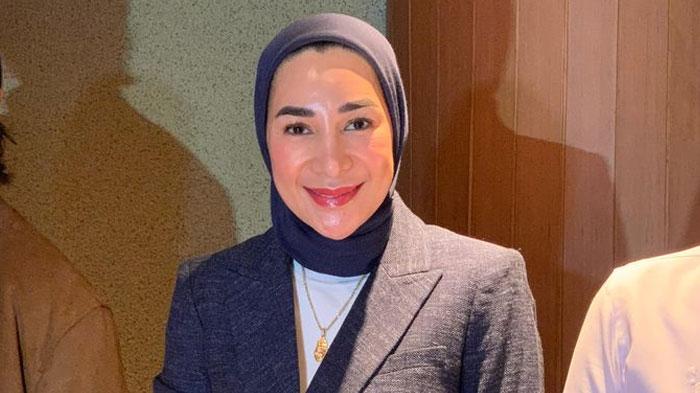 Erin-serahkan-14-bukti-CCTV-rekam-kelakuan-mantan-ART.jpg