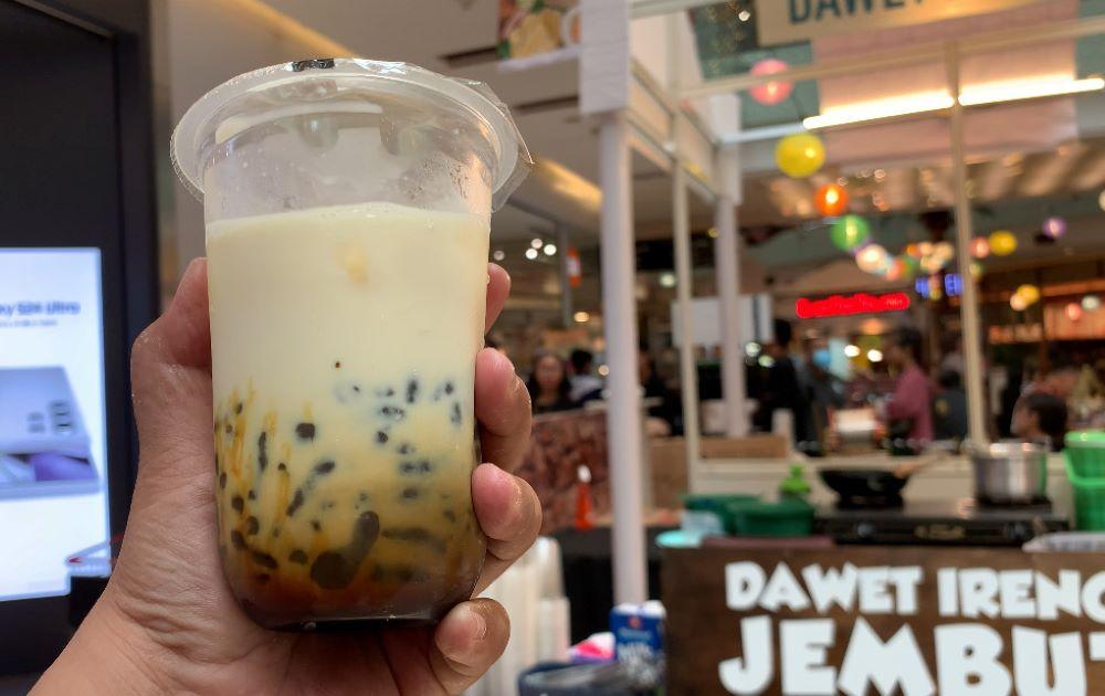 Es-Dawet-Ireng-Jembut-di-Festival-Kuliner-Pasar-Guyup-Grand-City-Mall-Surabaya.jpg