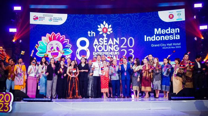 Gelaran-ASEAN-Young-Entrepreneur-Council-ayec-Carnival-ke-8-diselenggarakan-di-Medan.jpg