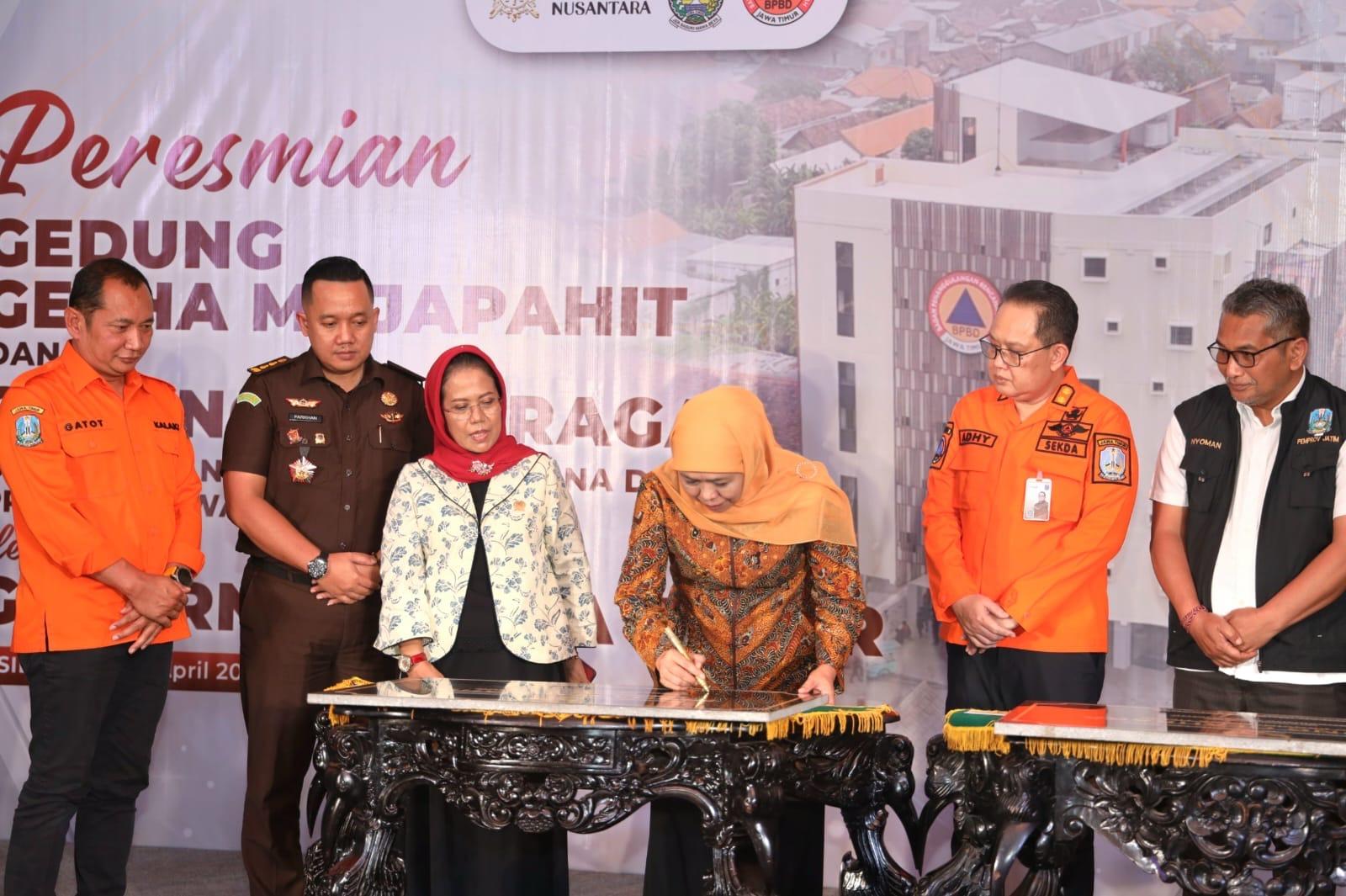 Gubernur-Khofifah-Indar-Parawansa-meresmikan-Gedung-Gerha-Majapahit-BPBD-Jatim.jpg