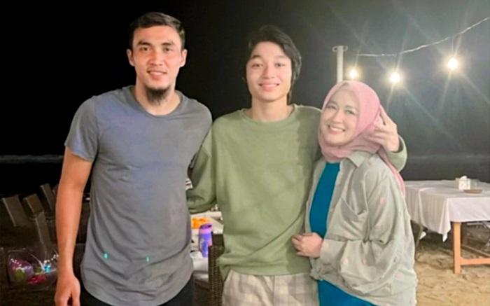 Gunawan-Dwi-Cahyo-Kiesha-Alvaro-dengan-Okie-Agustina.jpg