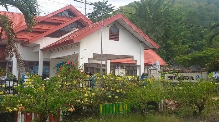 Jalanan Keluar Masuk Sekolah Terjal, 4 Guru SD Nginap di Sekolah Tunggu Dibuatkan Rumdin oleh Pemda