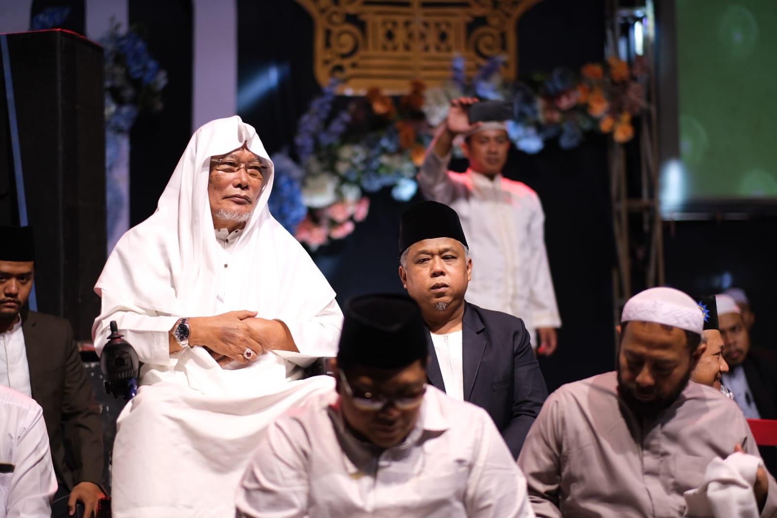 Hadiri-Tabligh-Akbar-di-Bondowoso-Ketua-PKS-Jatim-Ungkap-Pesan-KH-Ali-Badri.jpg