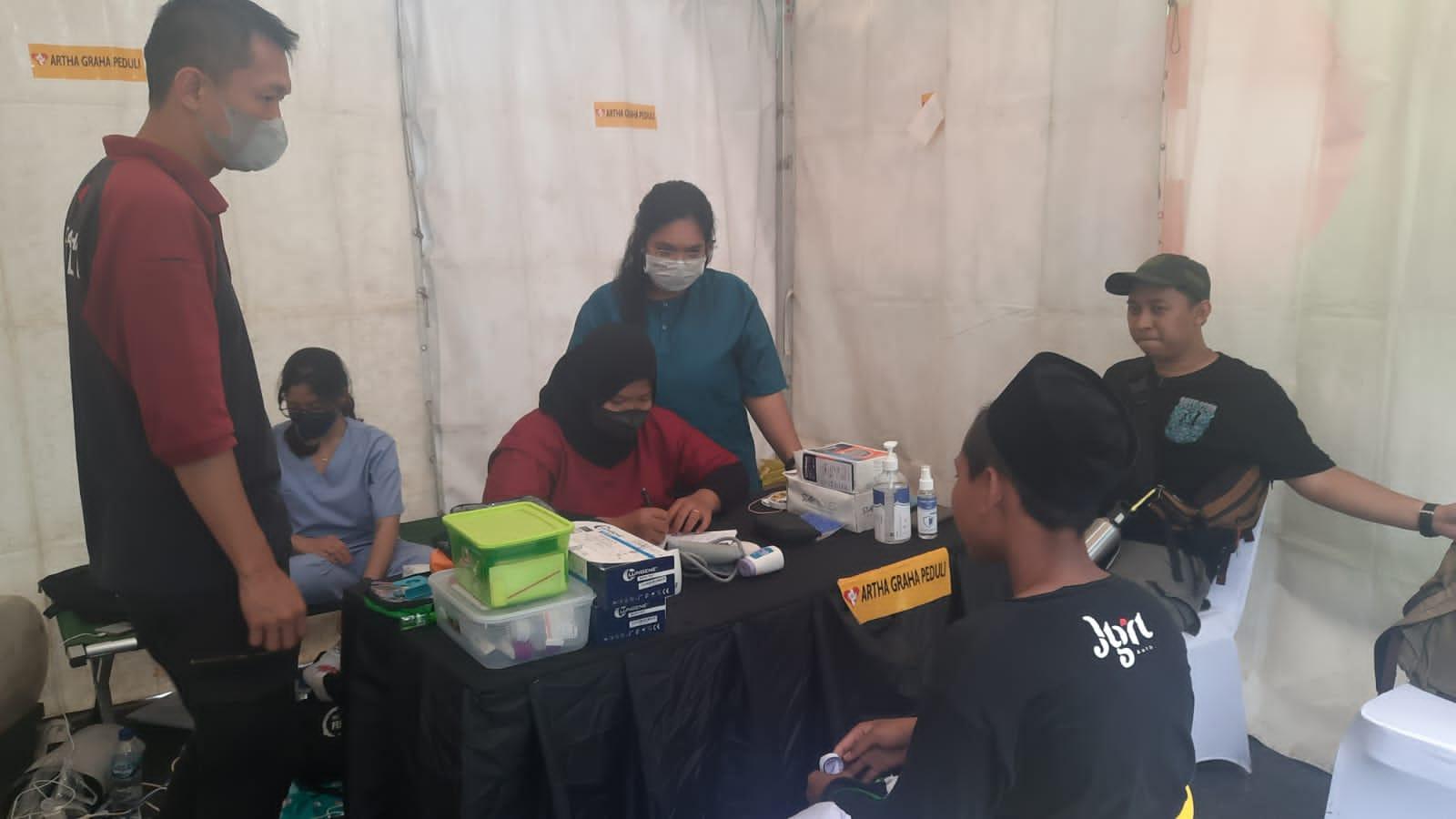 Ikut Sukseskan 1 Abad NU di Sidoarjo, Tim Medis AGP Mengirimkan Sejumlah Dokter dan Perawat