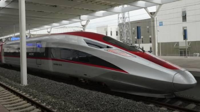 Daftar Utang dan Bunga Kereta Whoosh yang Harus Diangsur ke China, Luhut: Bermasalah Sejak Awal