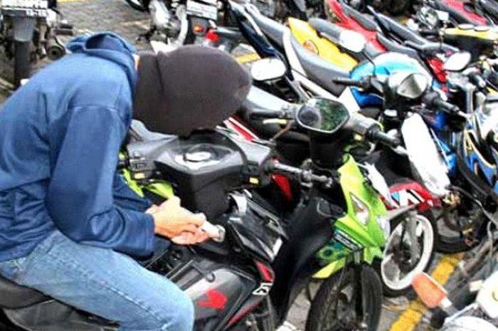 Ilustrasi-maling-motor-di-jalanan-ibu-kota-karena-mau-beli-susu.jpg