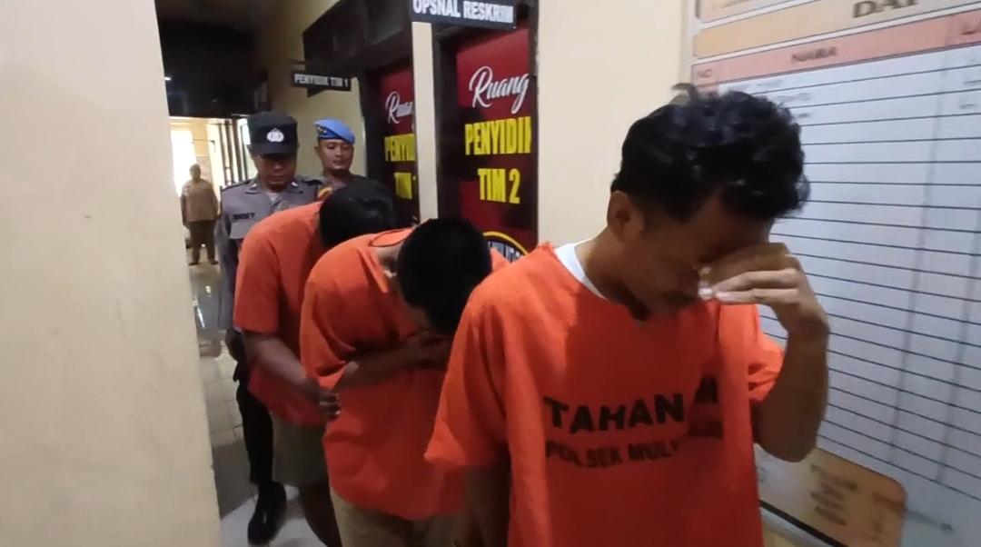 KASUS-PENGEROYOKAN-POLISI-Saat-Ketiga-pelaku-berinisial-E-32-R-41-dan.jpg