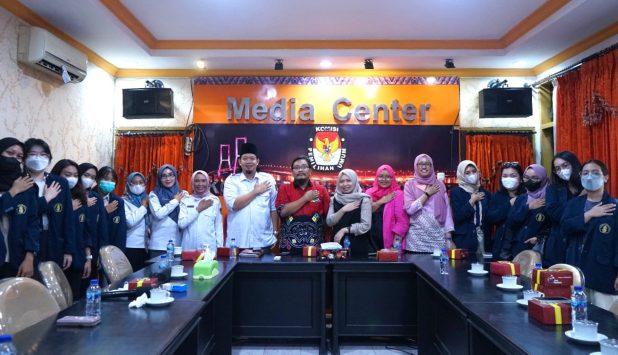 Perkuat Sinergi Sukseskan Pemilu 2024, KPU Jatim Terima Kunjungan KPID Jawa Timur