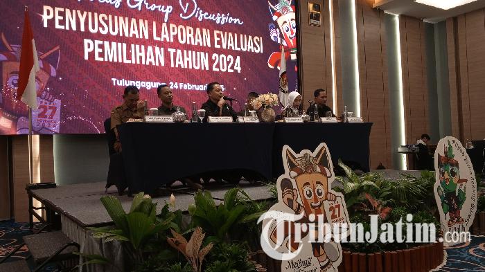 KPU-Tulungagung-menggelar-FGD-Penyusunan-Laporan-Evaluasi-Pemilu-2024.jpg