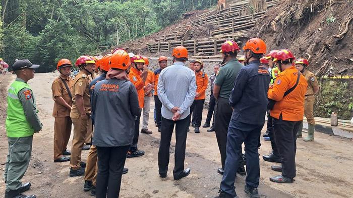 Jalur Pacet-Cangar Mojokerto akan Dibuka Terbatas Mulai Besok, Hari Ini Dilakukan Uji Coba