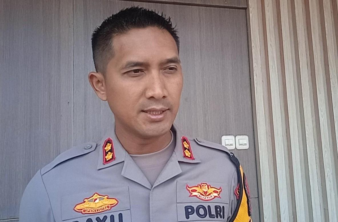 Kapolres-Jember-AKBP-Bayu-Pratama-Gubunagi-saat-diwawancarai.jpg