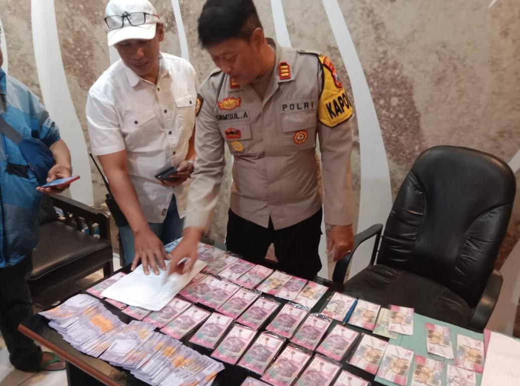 Aksi Nekat Nenek di Lumajang Belanjakan Uang Mainan untuk Beli Sembako, Modusnya Dibeber Polisi