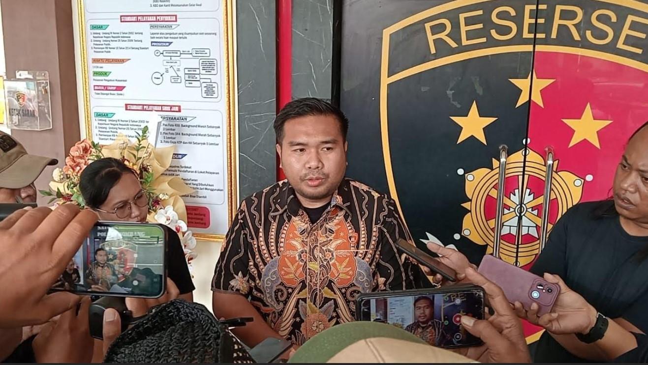 Kasatreskrim-Polres-Jombang-AKP-Dimas-Robin-saat-dikonfirmasi.jpg