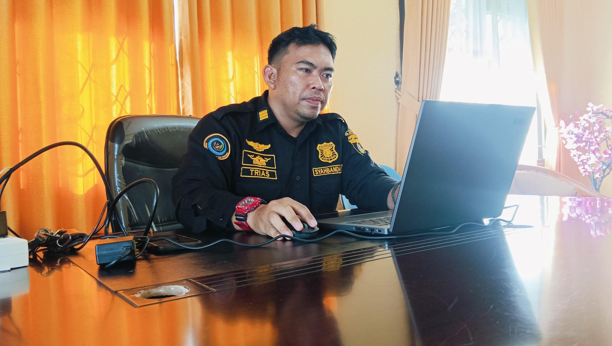 Katimja-Kesyahbandaran-PPN-Prigi-Tri-Aspriadi-Noviyanto-soal-harga-solar-industri-naik.jpg