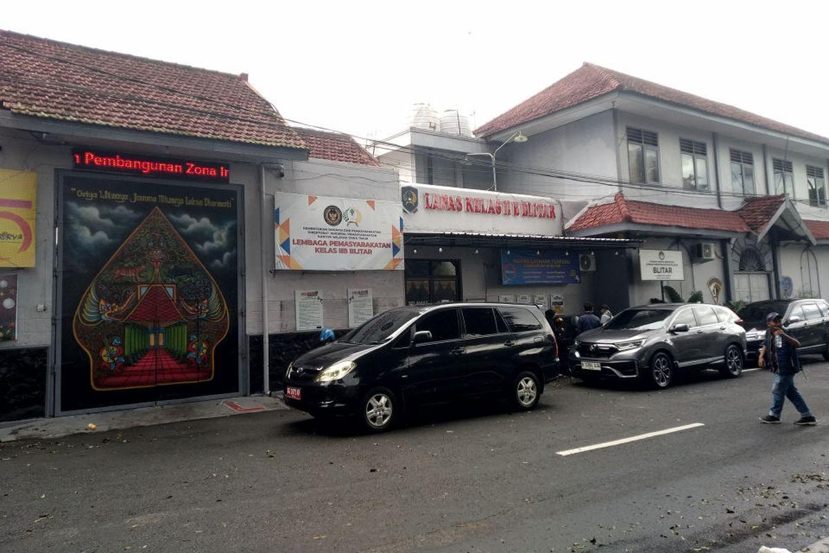 Keistimewaan-Kamar-D1-yang-Dijual-Petugas-Lapas-Blitar-Rp-60-Juta-Per-Tahanan-Tutup-Lebih-Lama.jpg