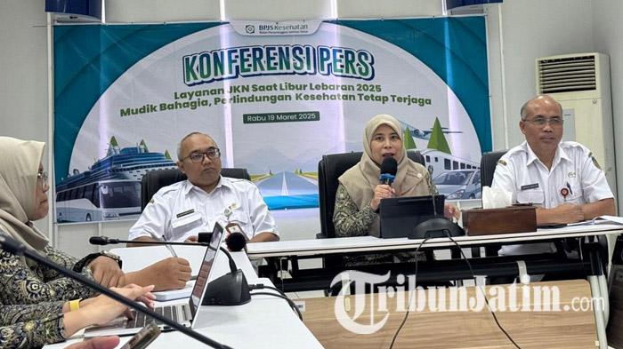 Kepala-BPJS-Kesehatan-Cabang-Kediri-Tutus-Novita-Dewi-memberikan-informasi.jpg