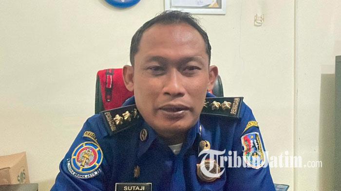 Kepala-Bidang-Pemadam-Kebakaran-Satpol-PP-Tuban-Sutaji-jelaskan-soal-APAR.jpg