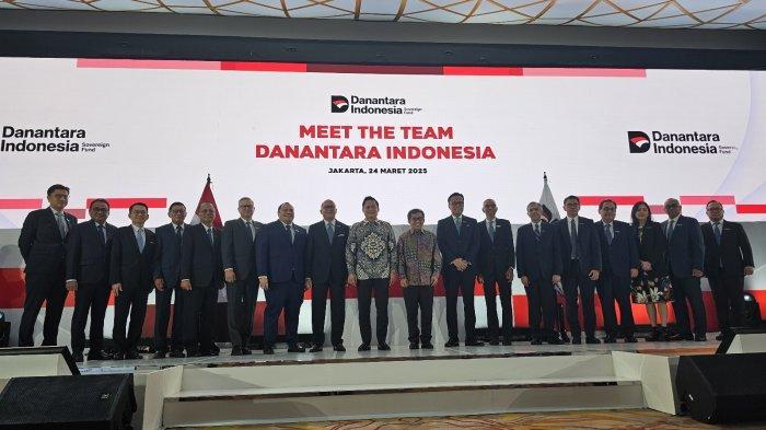 Kepengurusan-Danantara-yang-baru-diumumkan-Rosan-Roeslani-di-Jakarta-Senin-2432025.jpg