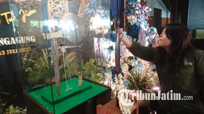 Keris Presiden Prabowo hingga Menteri Fadly Zon Dipamerkan di Festival Budaya Spiritual Tulungagung