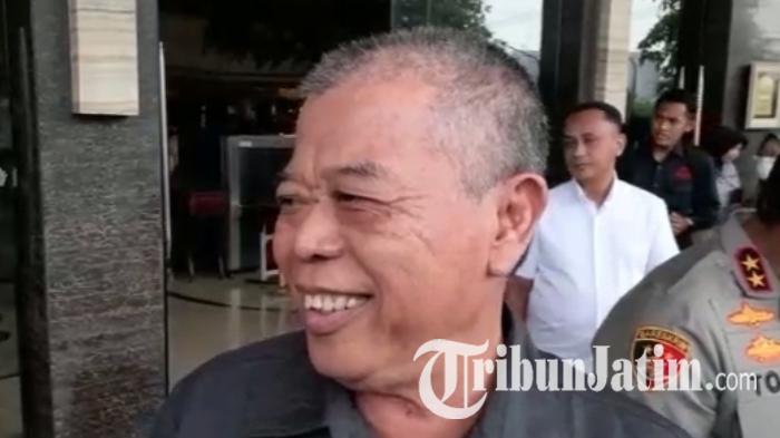 Ketua-DPRD-Jatim-Kusnadi-saat-ditemui-di-Surabaya-bicara-singkat-soal-penggeledahan-KPK.jpg