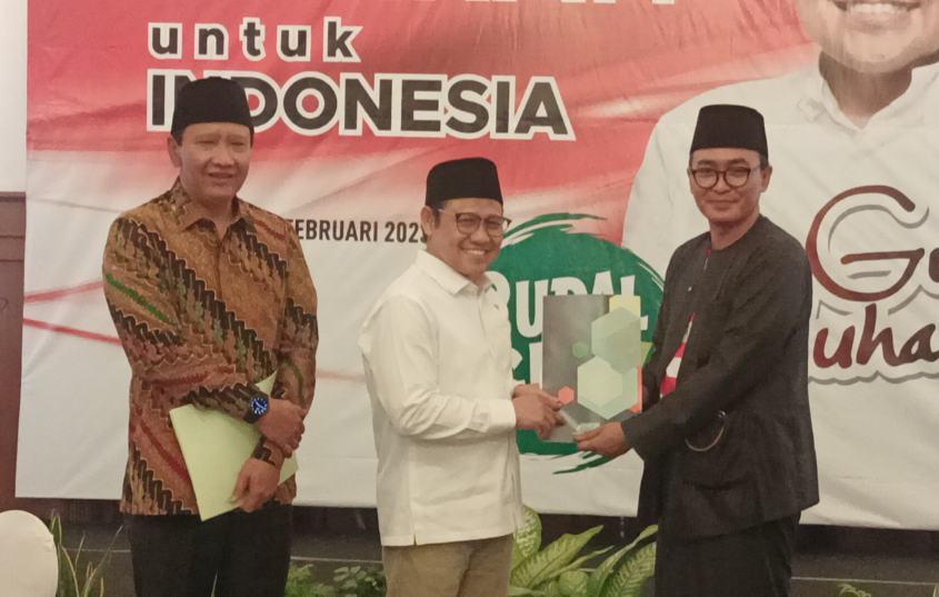 Ketua-Umum-PKB-Abdul-Muhaimin-Iskandar-saat-bertemu-sejumlah-kepala.jpg