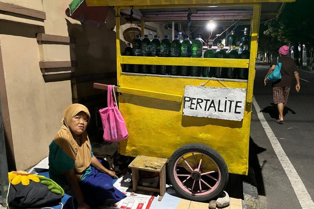 Kisah-hidup-Nenek-Suminem-dan-Kakek-Jumikun-yang-bertahan-di-Kota-Madiun.jpg
