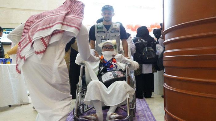 Kloter Pertama Jemaah Haji Indonesia Sudah Tiba di Makkah, Bersiap Lakukan Umrah Wajib