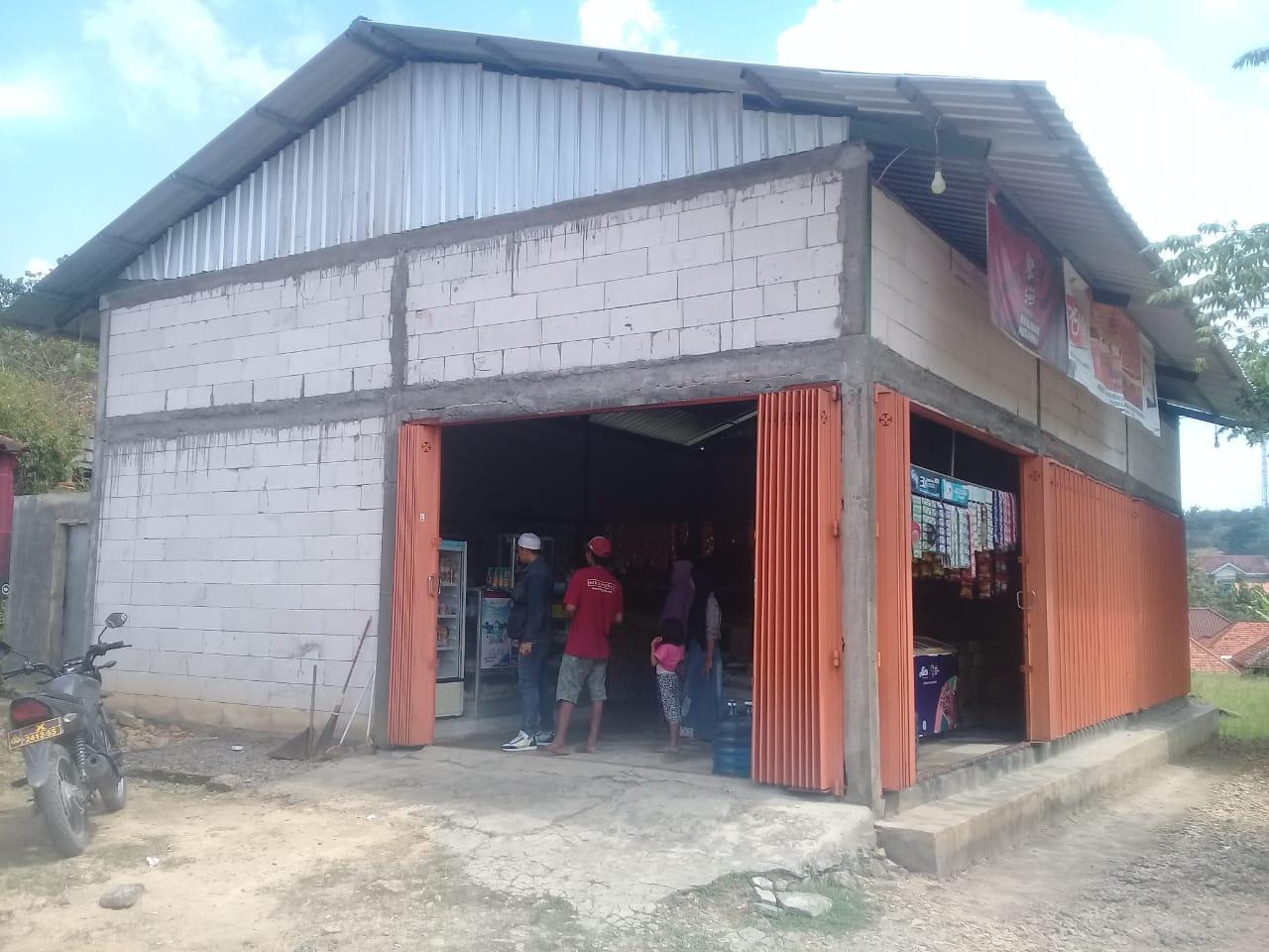 Toko Sembako di Sampang Diacak-acak Maling, Pemilik Rugi Belasan Juta