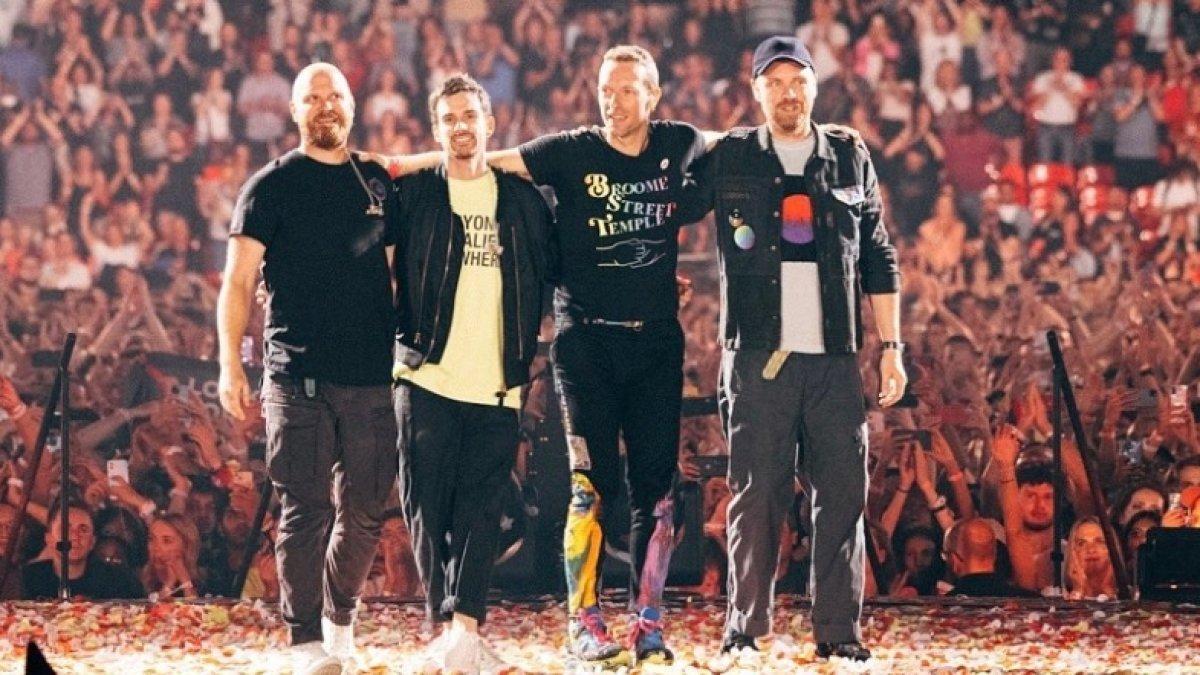 Konser-Coldplay-di-Singapura-ternyata-bakal-lebih-ditampilkan-lebih-banyak.jpg
