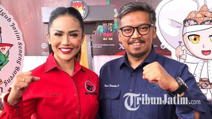 Kris-Dayanti-Kresna-Dewanata-Phrosakh-KD-Dewa-saat-mendaftar-pilkada-batu-2024.jpg