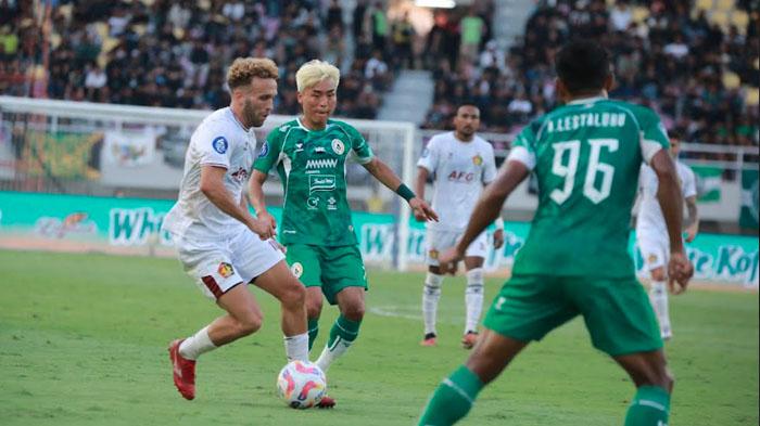 Laga-pekan-kedua-Liga-1-Indonesia-20242025-antara-PSS-Sleman-vs-Persik-Kediri.jpg