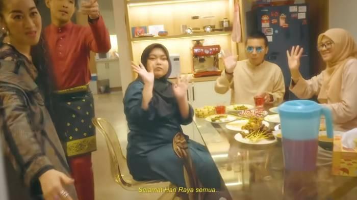 Lagu-Lebaran-Ketipak-Ketipung-Raya-Aisha-Retno-dan-Aziz-Hendra.jpg